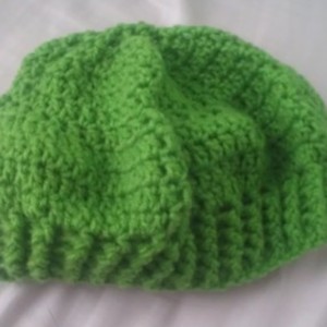 Custom crocheted beanie is being swapped online for free