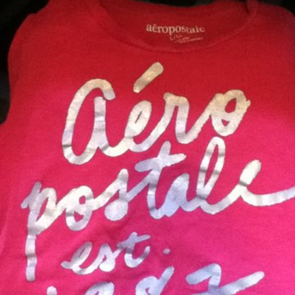 Pink Aeropostale Tee is being swapped online for free