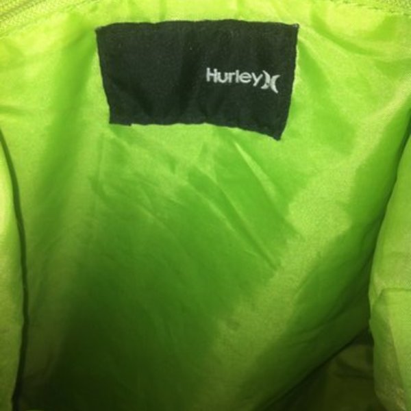 Hurley Purse is being swapped online for free