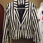 H&M Striped Blazer SMALL US 6 is being swapped online for free