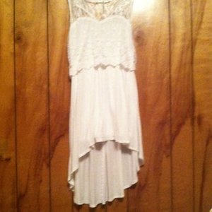 Iris small lace/fabric hi-low dress is being swapped online for free