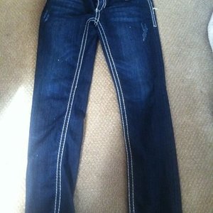 Miss Chic Jeans is being swapped online for free