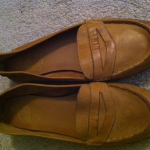 adorable Crown Vintage menswear look penny loafers -size 8.5 is being swapped online for free