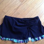 large bathing suit is being swapped online for free