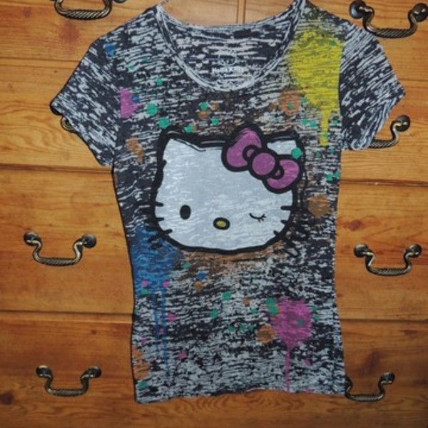 Hello Kitty shirt small/medium is being swapped online for free