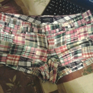 American EagleShorts  is being swapped online for free