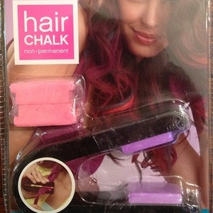 Scunci Hair chalk (pink and purple) is being swapped online for free