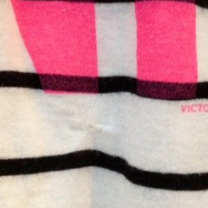 VS PINK tank  is being swapped online for free