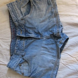 Arizona jean shorts 1 is being swapped online for free