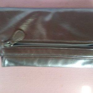 Pewter-toned wallet is being swapped online for free