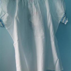 summer boho white top ~ Med. is being swapped online for free