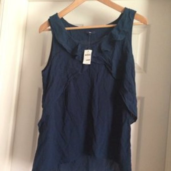 NWT gap dark blue blouse Size Small is being swapped online for free