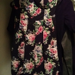 strapless floral dress is being swapped online for free