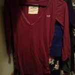 red hollister top is being swapped online for free