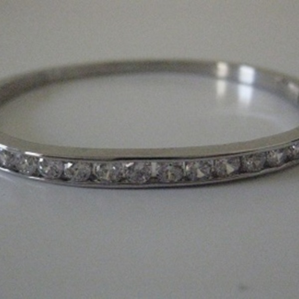 Silver Tone Rhinestone Bangle is being swapped online for free