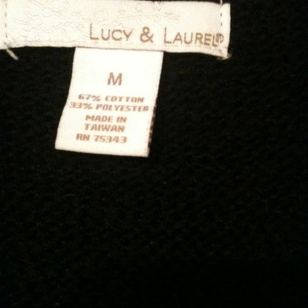 Lucy & Laurel Crop Black Sweater is being swapped online for free