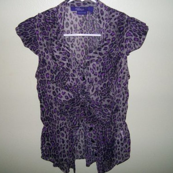 MILEY CYRUS MAX AZRIA GREY AND PURPLE LEOPARD PRINT TOP is being swapped online for free