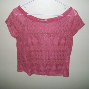 PINK FOREVER 21 TOP is being swapped online for free