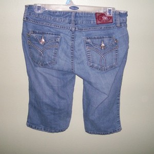 YMI JEAN CAPRIS 9 is being swapped online for free