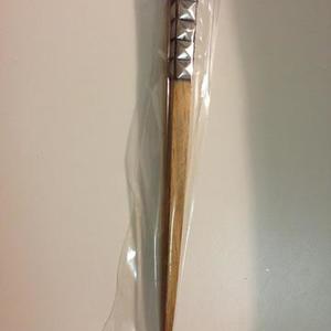 Wooden Hair Stick is being swapped online for free