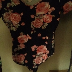 forever 21 floral body suit is being swapped online for free