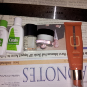 Beauticontrol Cell Block-C New Cell Protection SPF 20 is being swapped online for free