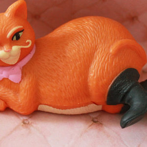 Halloween & Christmas toys/decoration tom and jerry puss in boots is being swapped online for free