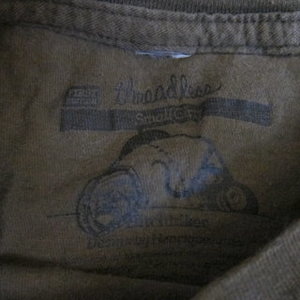 Threadless alien "Hitchhiker" tee S is being swapped online for free