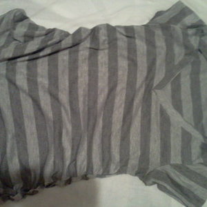 cute maternity top is being swapped online for free