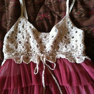 J Gee Medium juniors dress is being swapped online for free