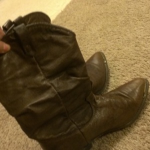 Cowboy Boots is being swapped online for free