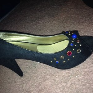 glo heels 8 is being swapped online for free