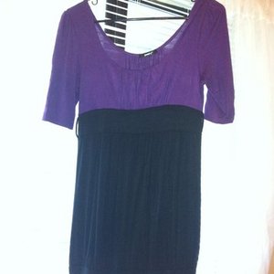 purple and black dress is being swapped online for free