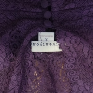 F21 Lace Top Size S is being swapped online for free