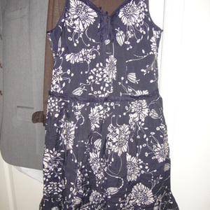 F21 floral Dress size M is being swapped online for free
