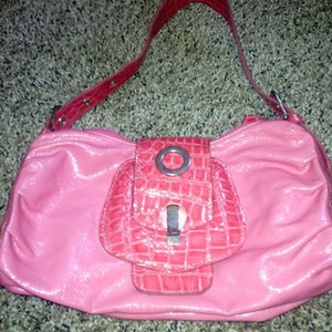 SO CUTE PINK LEATHER FAR NINE PURSE is being swapped online for free