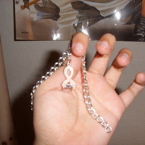 2004 Cancer Bracelet is being swapped online for free