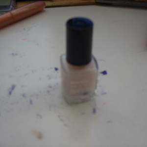 French Pink Nailpolish is being swapped online for free
