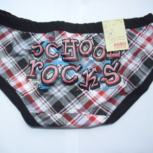 No Boundaries plaid underwear is being swapped online for free