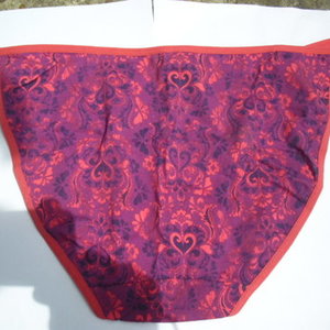 Flirtitude underwear is being swapped online for free