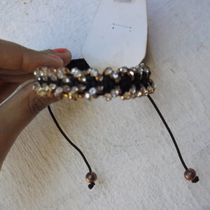 crystal beads bracelet is being swapped online for free