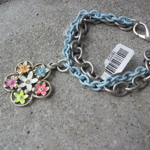 colorful bracelet is being swapped online for free