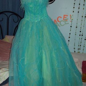 Formal Feather Dress is being swapped online for free