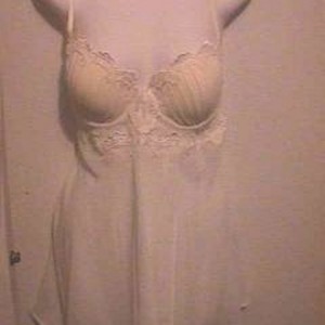 White Sheer Sexy Lingerie Set is being swapped online for free