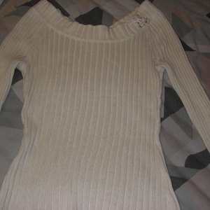 Cream sweater,M is being swapped online for free