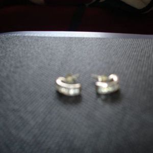 sterling earrings is being swapped online for free