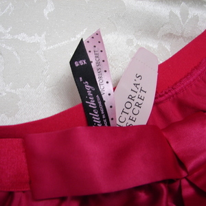 Victoria's Secret Garter Belt XS Pink is being swapped online for free