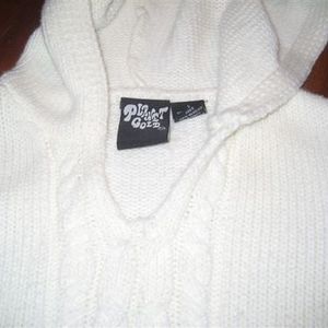 White Sweater Sz S is being swapped online for free