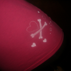 Hollister Medium Pink w Skulls is being swapped online for free
