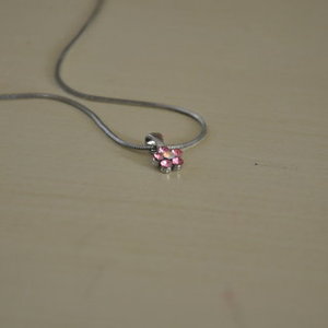 Swarovski flower necklace is being swapped online for free